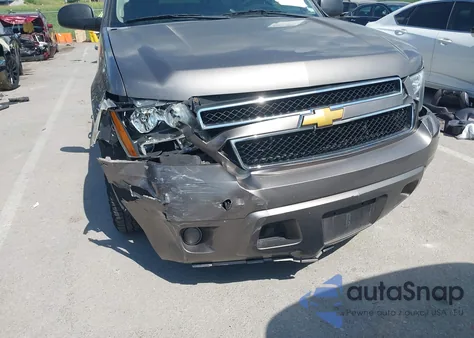 2011 Chevrolet Tahoe Ls z USA, uszkodzony, nr VIN 1GNSKAE0XBR392458